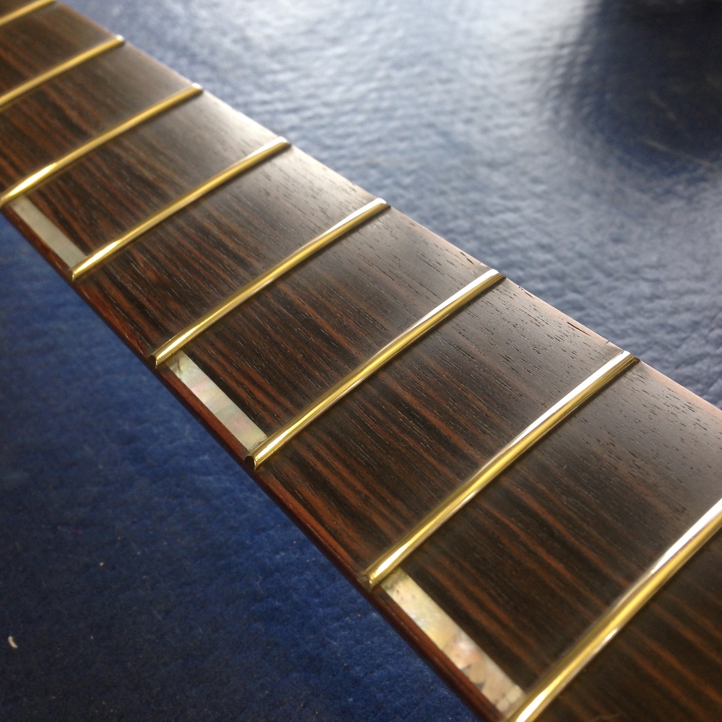 Handcrafted hollowbody archtop guitar - Schnell Guitars portfolio