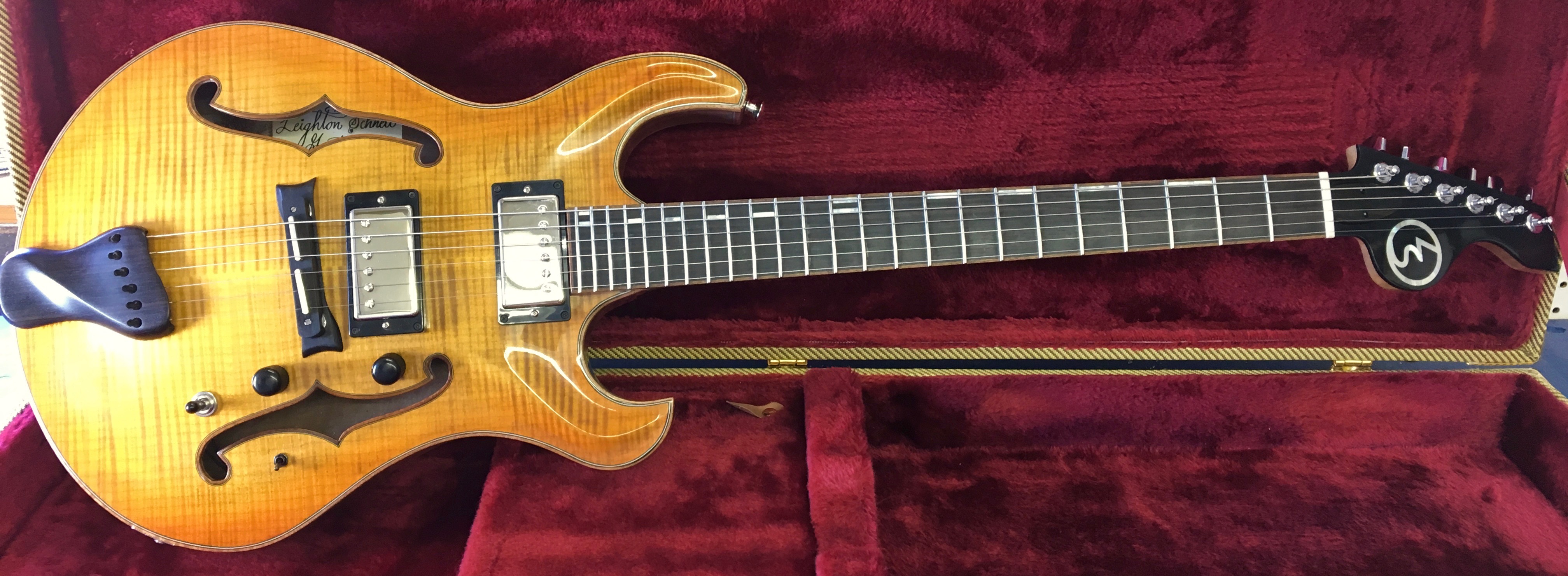 Handcrafted hollowbody archtop guitar - Schnell Guitars portfolio